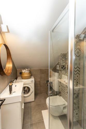 Lct Paradise Apartment