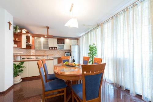 Apartment Snjeza - Spacious & Comfy