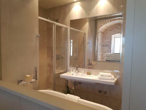 Hostal Riva Palace