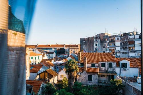 Immaculate 3-bed Apartment In Split