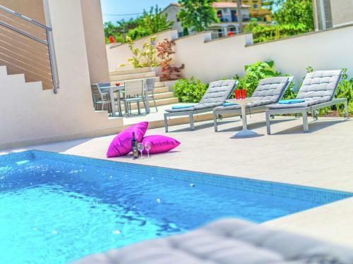 Luxurious Villa In Labin With Garden