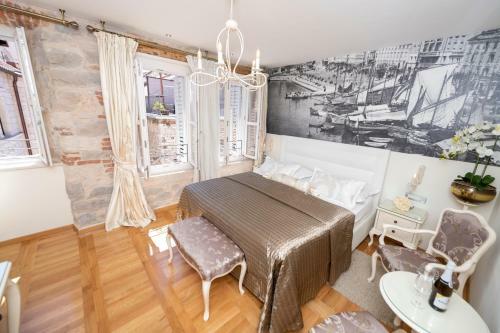 Hostal Gothic Palace Heritage