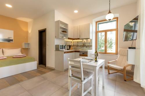 Studio Apartment D?apo