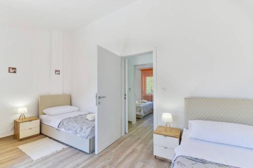 Luxurious Two Bedroom Villa With Jacuzzy- Casa2