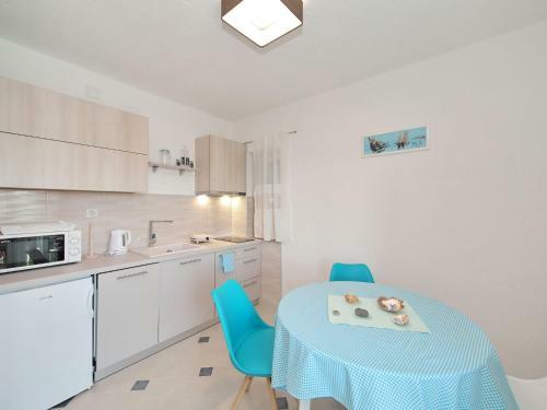 Charming Villa With Sauna On Sea In Starigrad