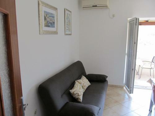 Apartment Leana - Close To Beach
