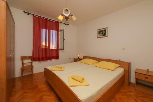 Apartment An?a - With Large Terrace