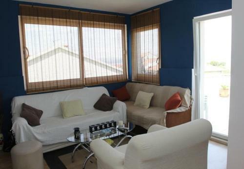 Apartment Dani - With Terrace