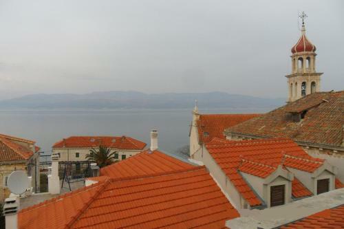 Hostal Rooms Liva - 60m From The Sea