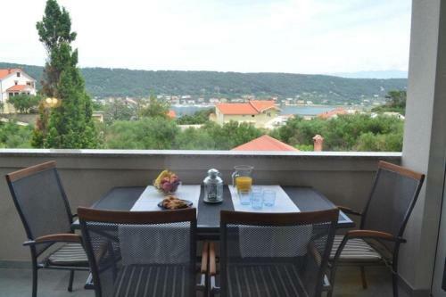 Hostal Apt & Rooms Mario - 150m From Sea