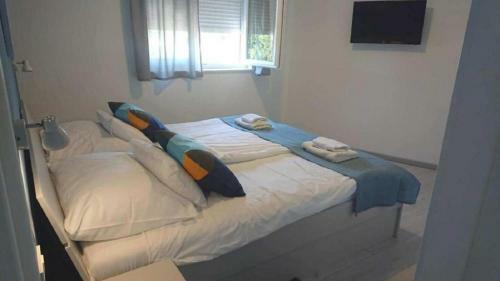 Hostal Apt & Rooms Mario - 150m From Sea