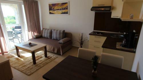 Hostal Apartments Jela