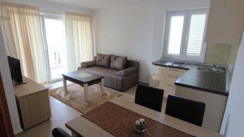 Hostal Apartments Jela