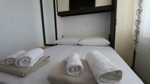 Hostal Apartments Jela