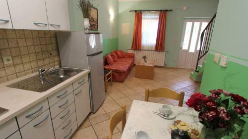 Hostal Apartments Kirin?i?
