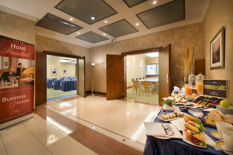 Hotel President