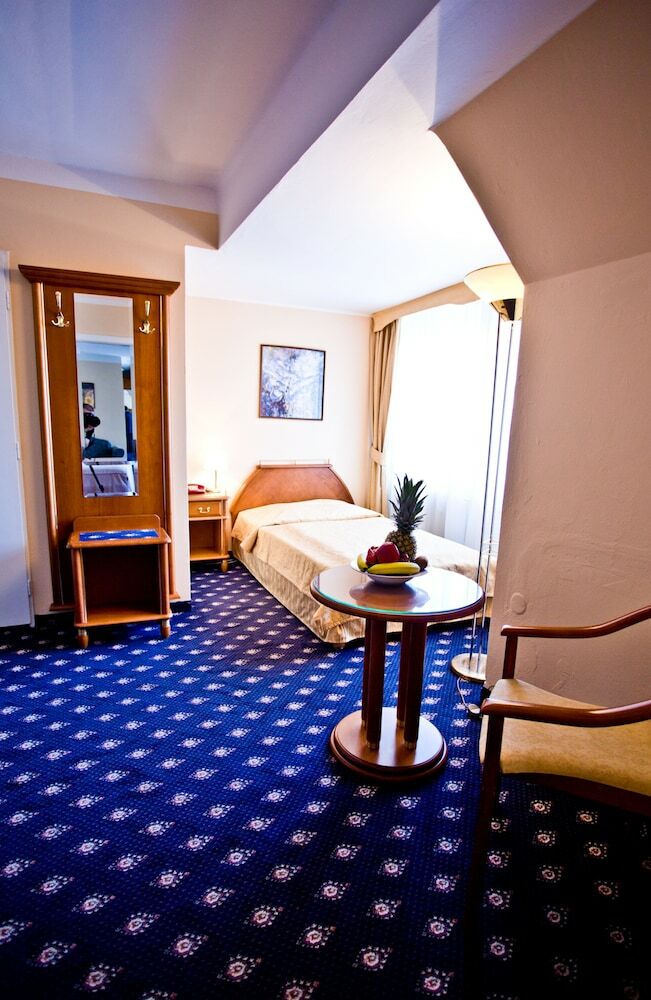 Pytloun Old Armoury Hotel Prague, Star� Zbrojnice