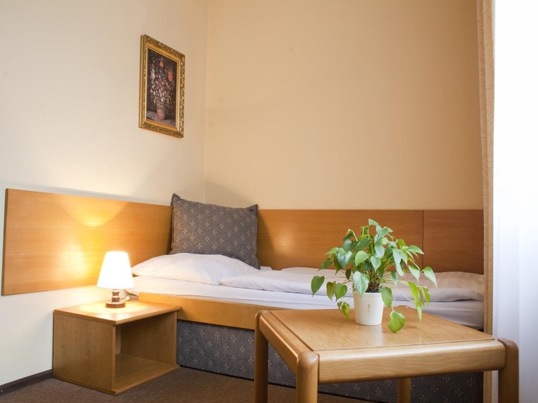 Ea Hotel Jasm�n