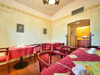 Ea Hotel Jeleni Dvur