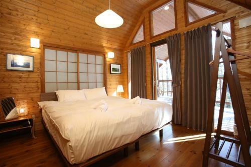 Villa Big Bear Chalets & Apartments