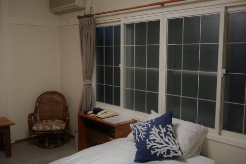 Bed & Breakfast Resort Inn White Silver