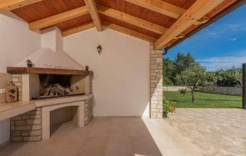 Villa Gardenia With Pool, Garden And Jacuzzi