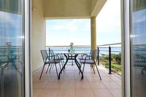 Apartments Vista