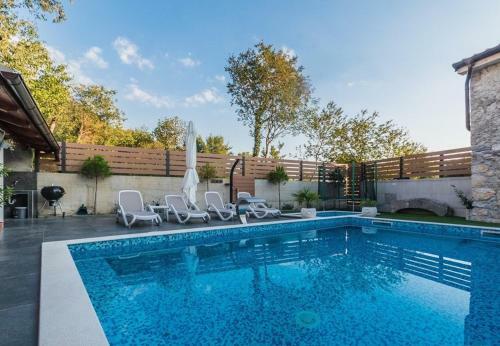 Villa Leonarda - Luxury Stone House