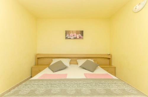 Apartment And Room Ilija