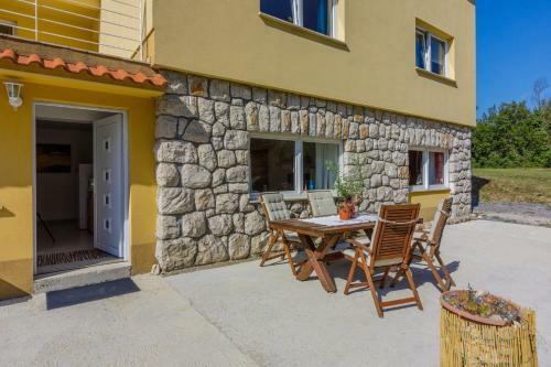 Apartamentos Emaris
