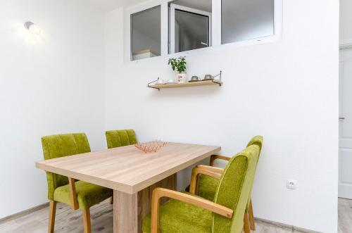 Apartments Ana I