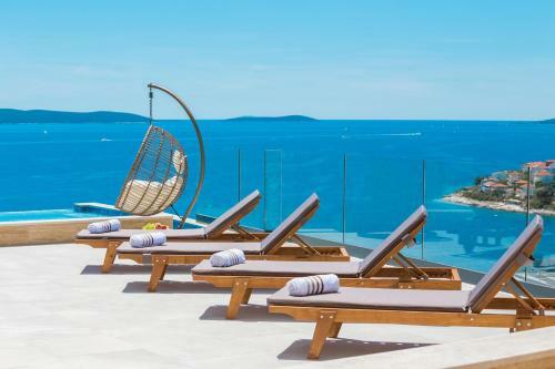 Luxury Villa Gold Pearl With Pool