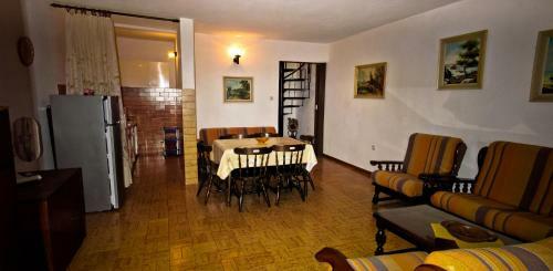 Apartment Kate-35m From Sea