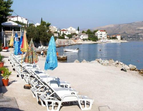 Apartment Boris-30m From Beach