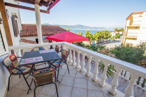 Apartments David - 20m From Beach