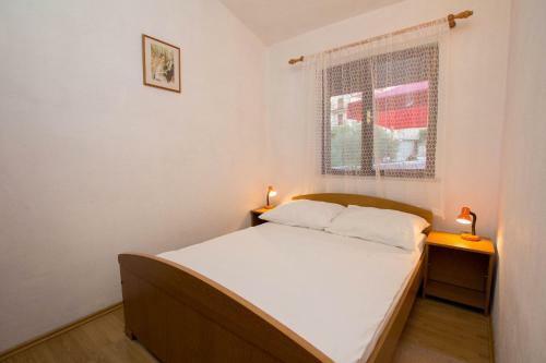 Apartments David - 20m From Beach