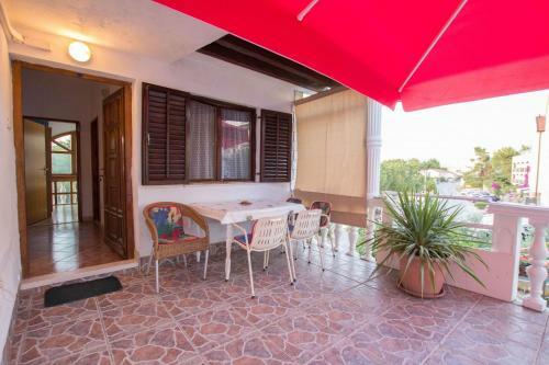 Apartments David - 20m From Beach