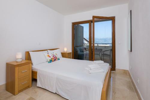 Apartments - Villa Salena With Two Pools