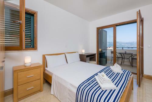 Apartments - Villa Salena With Two Pools