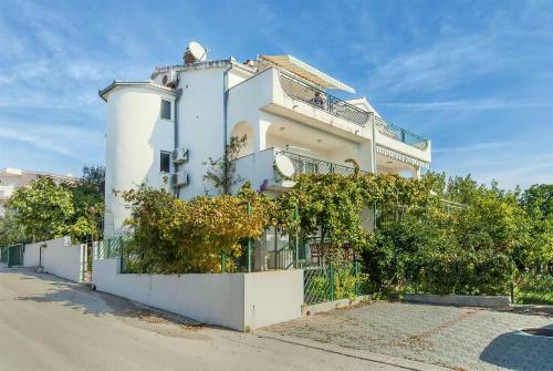 Apartments Anka