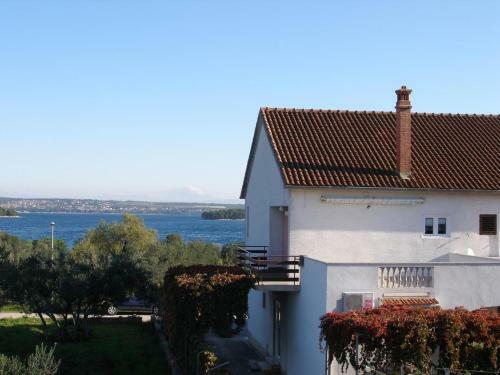 Apartments Mirko-100m From Beach