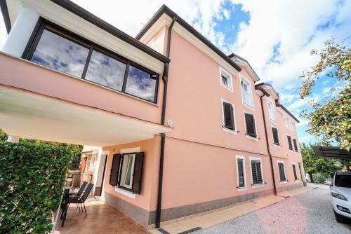 Hostal Apartments Bruno