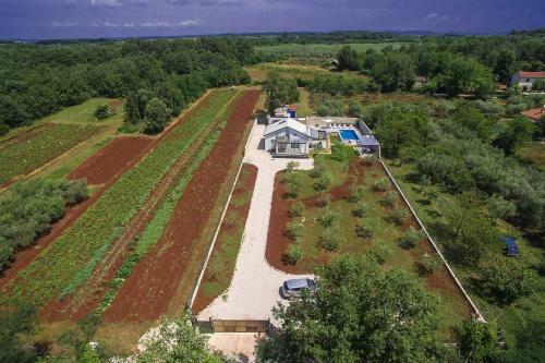 Villa Crystallina