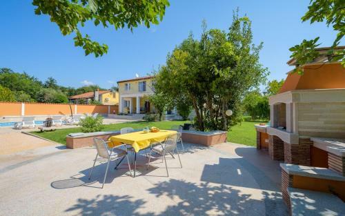 Hostal Villa Anica