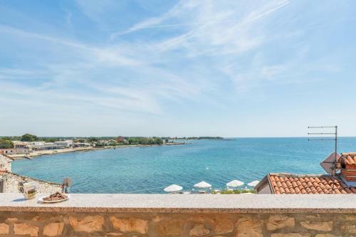 Hostal Old Town Apartments In Umag