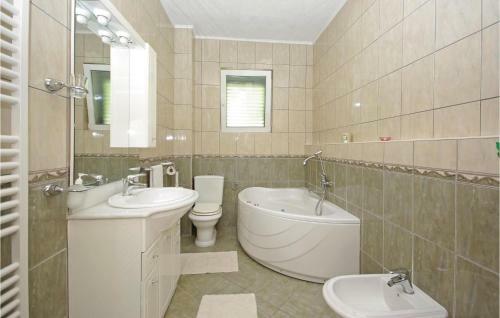 Holiday Home Umcani 06