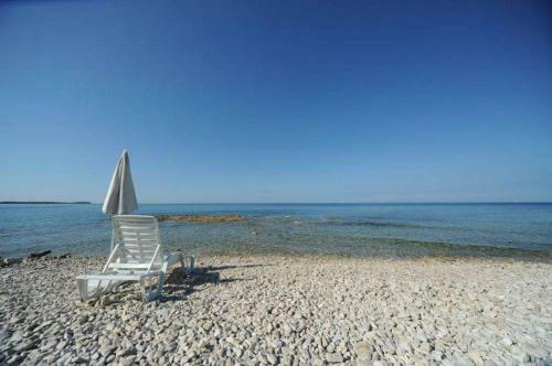 Hostal 1a Lilly Vabriga With Sea View