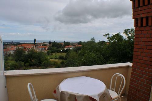 Hostal 1a Lilly Vabriga With Sea View