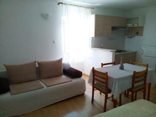 Apartments Nevija