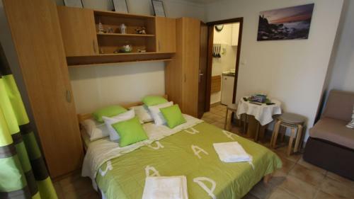 Hostal Apartment Kreslin